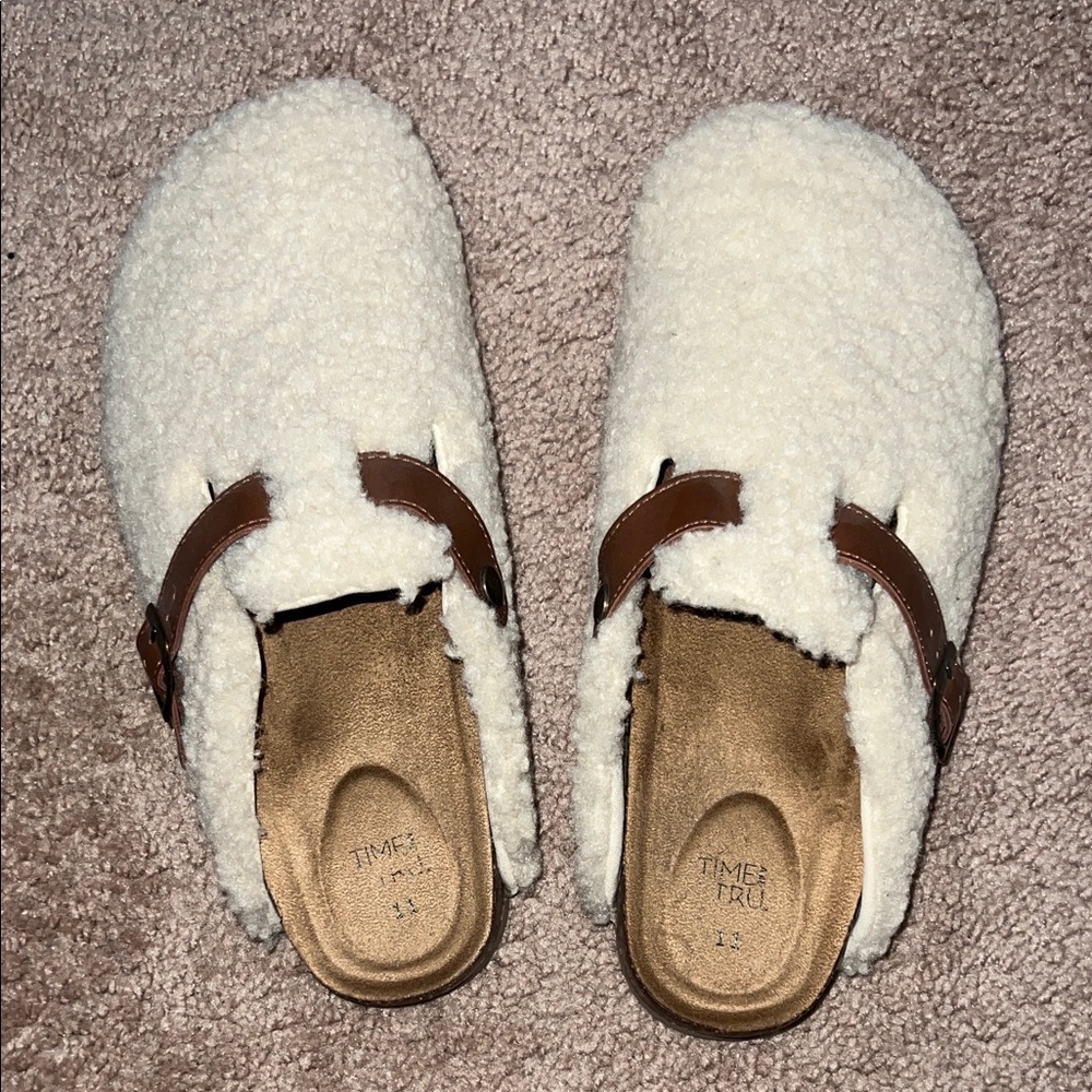 Time and Tru White Fuzzy Slip-On Mules Size 11